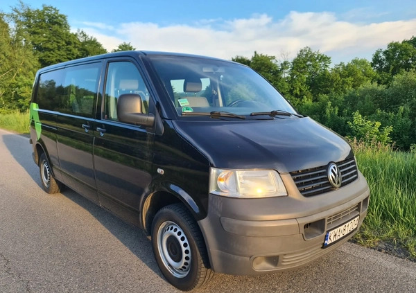 Volkswagen Transporter cena 29700 przebieg: 407000, rok produkcji 2009 z Koło małe 106